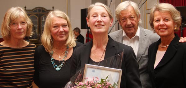 Kirkengen sammen med Gordon Johnsens barn