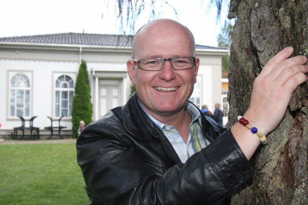 Jan Erik Larssen på besøk under Modum Bad-dagen 2011.